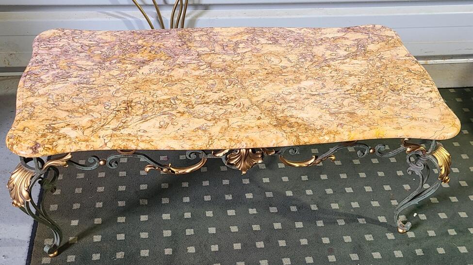 TABLE BASSE FER FORGE ET MARBRE 1950 